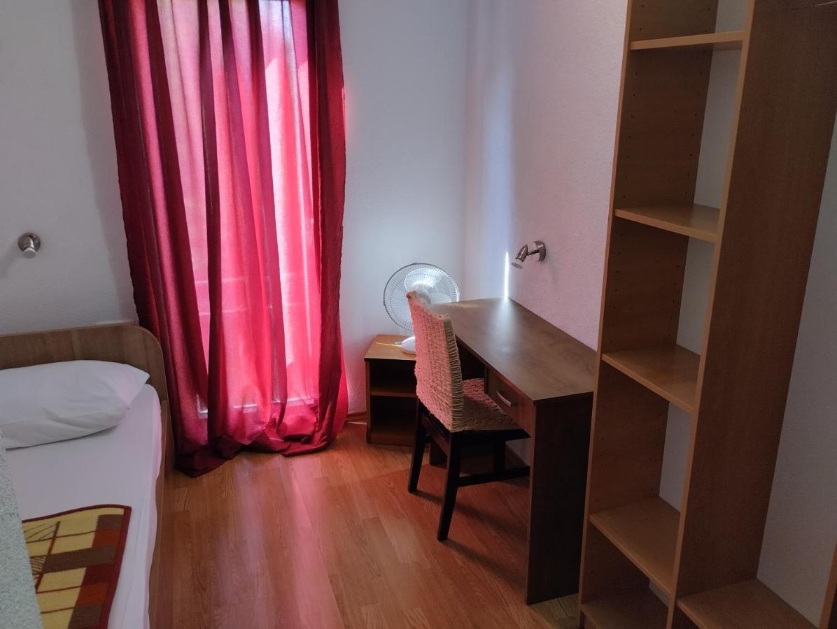 Pansion Danijel Hotel Međugorje Екстериор снимка