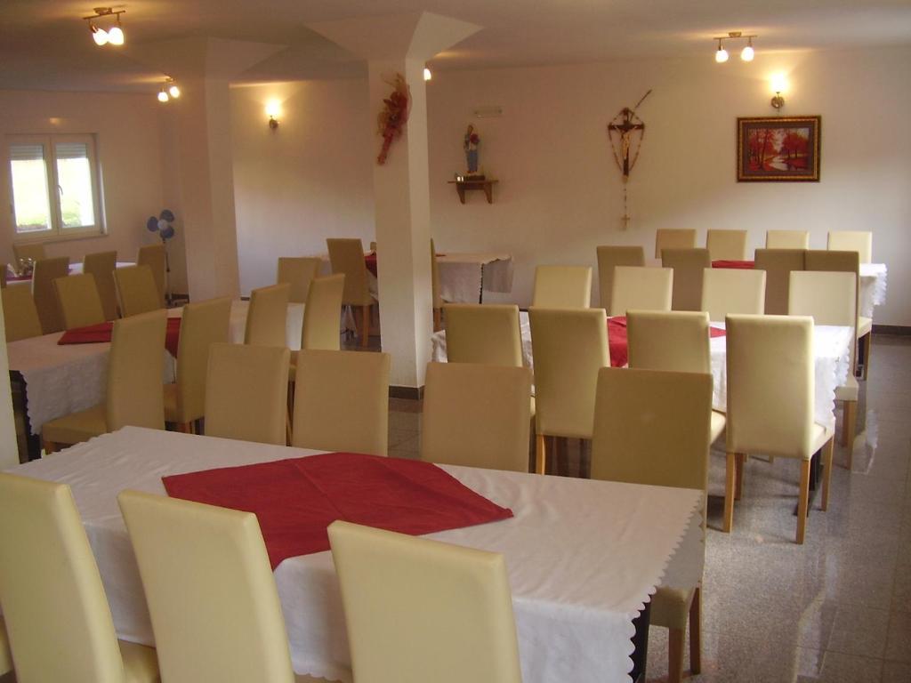 Pansion Danijel Hotel Međugorje Екстериор снимка