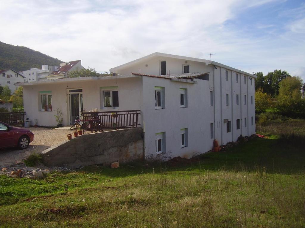 Pansion Danijel Hotel Međugorje Екстериор снимка