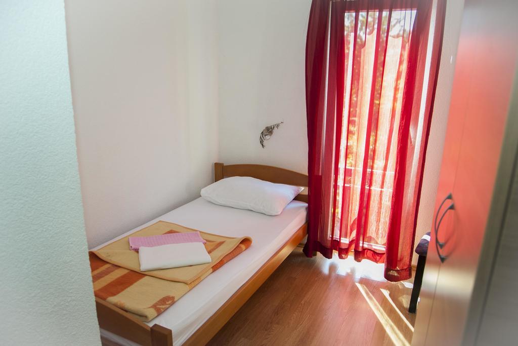 Pansion Danijel Hotel Međugorje Екстериор снимка