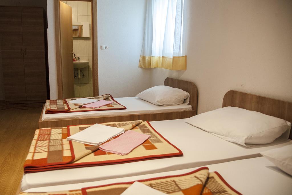 Pansion Danijel Hotel Međugorje Екстериор снимка